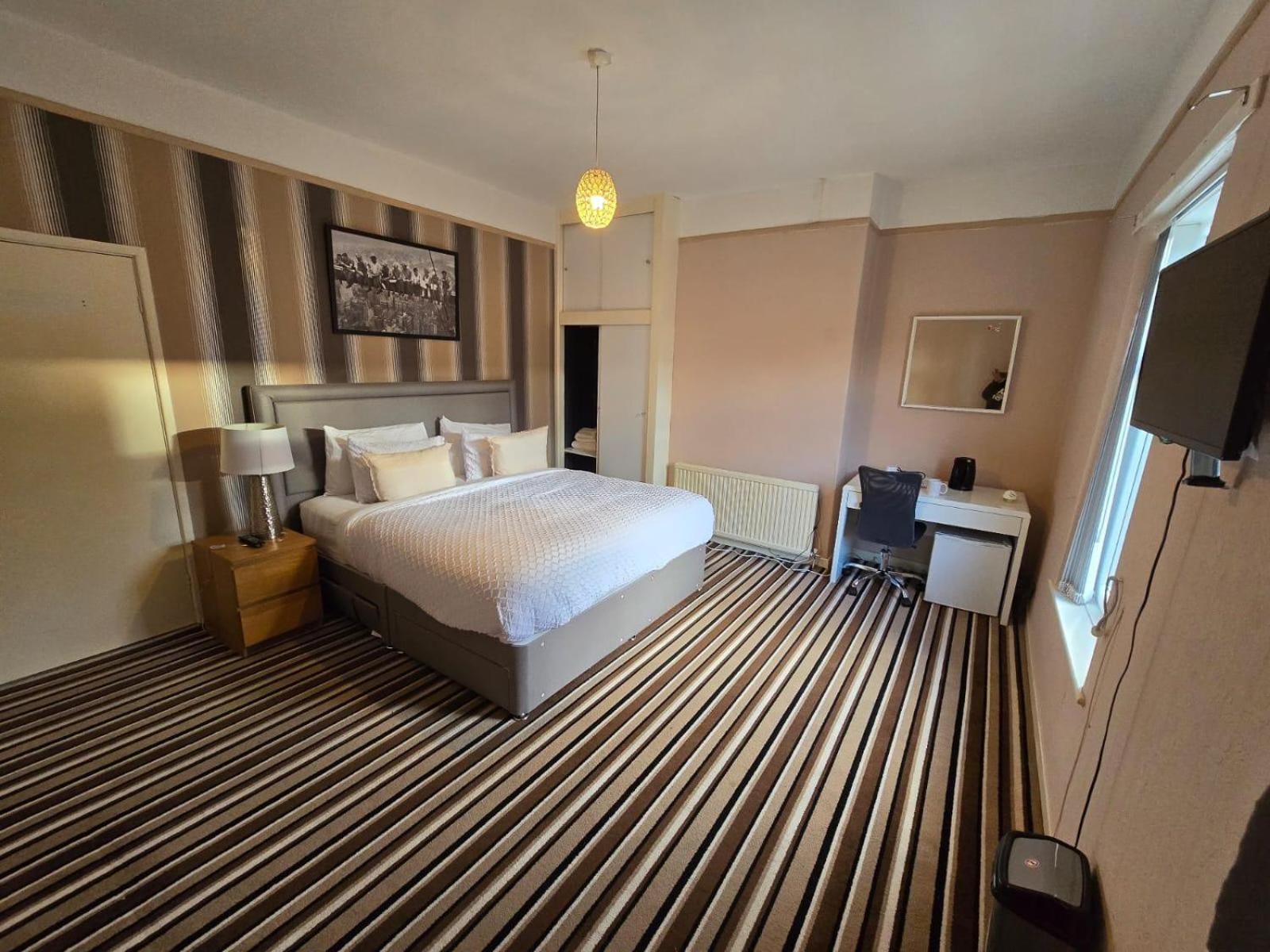Poshval Hotel Manchester Exterior photo